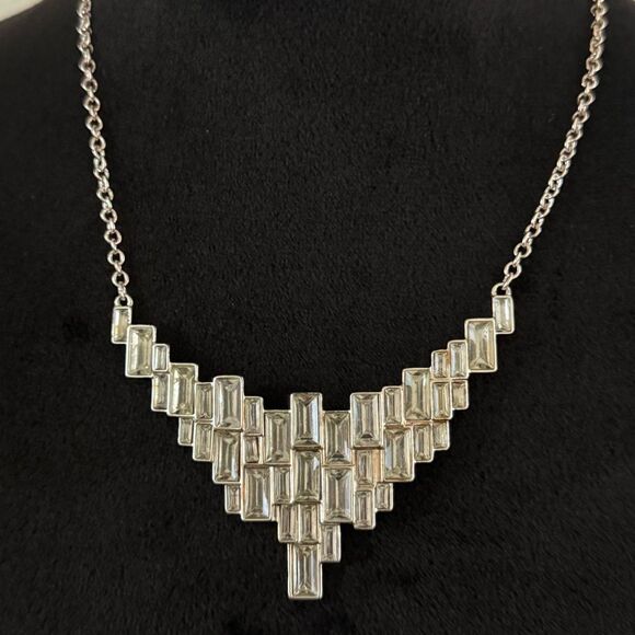 Silver Tone Cascading Baguettes Collar Geometric Necklace, Avon, NWOB - Picture 7 of 15
